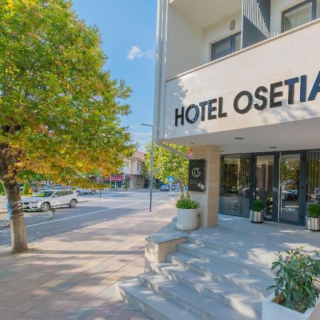 Hotel Osetia Garden มอมชิลกราด ภายนอก รูปภาพ