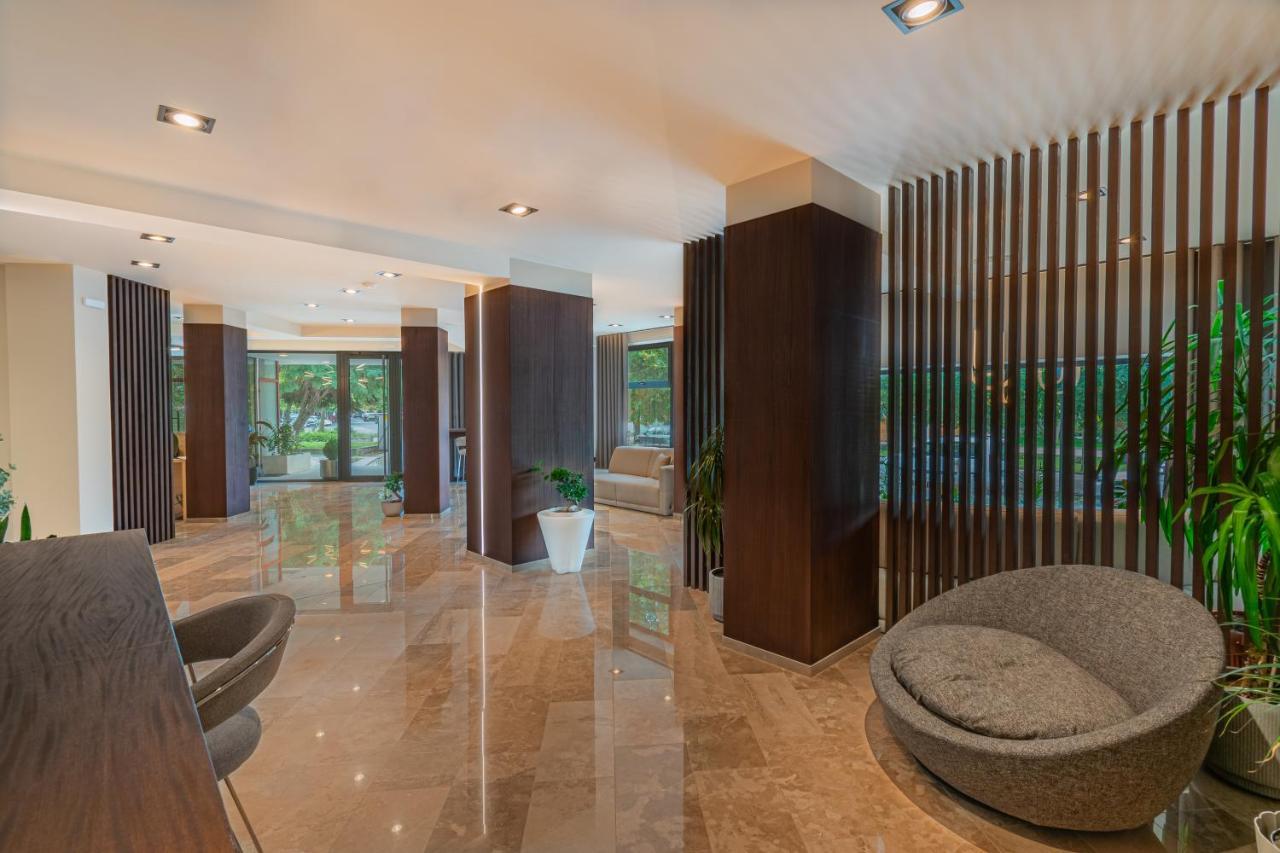 Hotel Osetia Garden มอมชิลกราด ภายนอก รูปภาพ